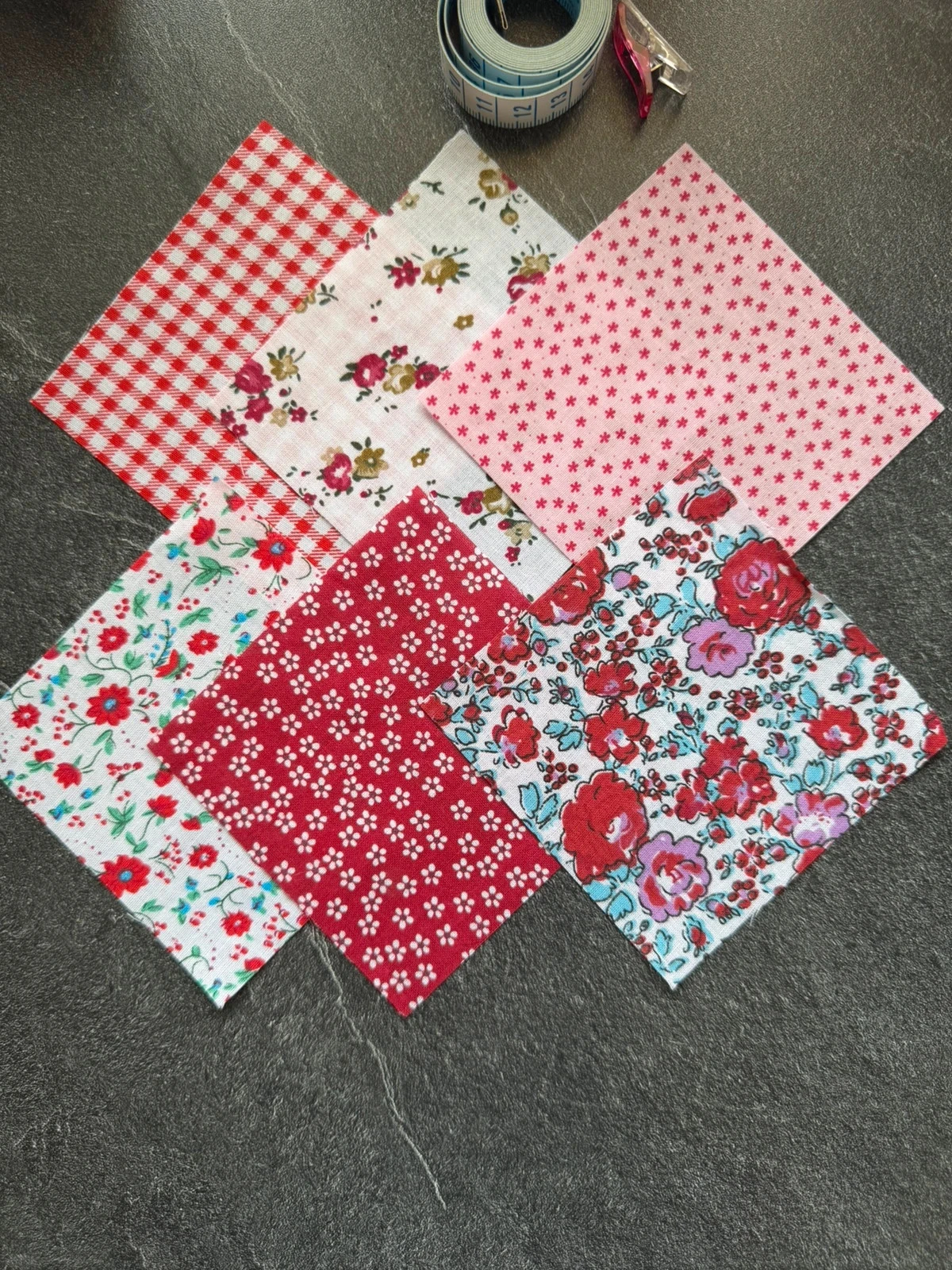 Coupon chute rouge coton carré tt4